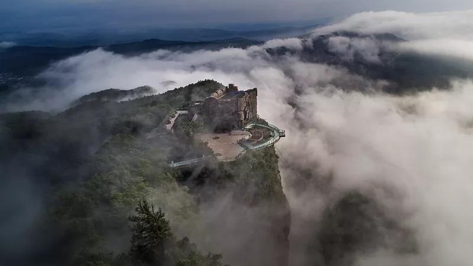 玻璃观景平台