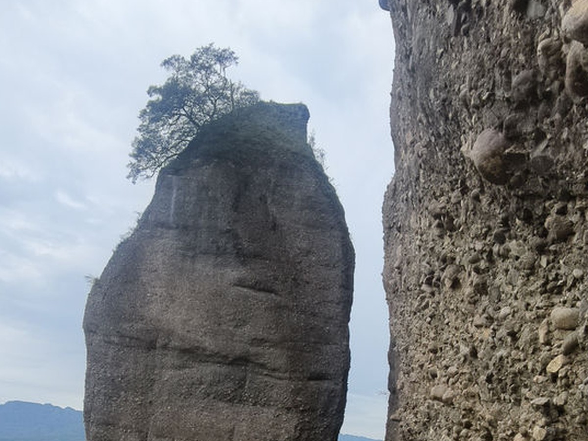 石笋峰